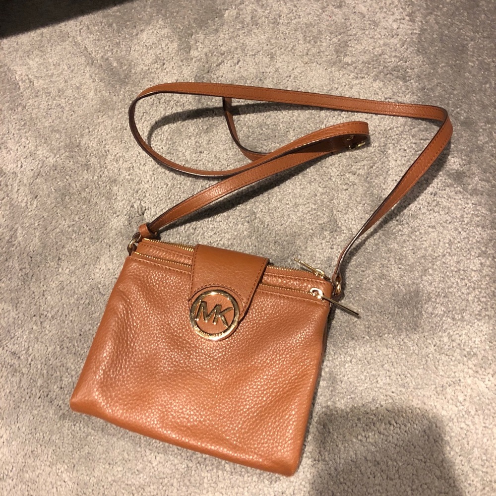 Michael Kors Fulton Crossbody
